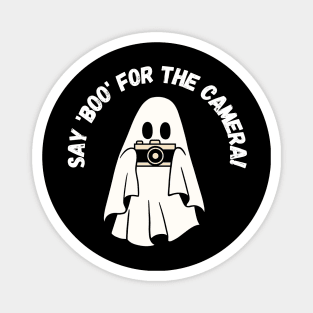 Say 'boo' for the camera! Cute halloween photographer ghost Magnet